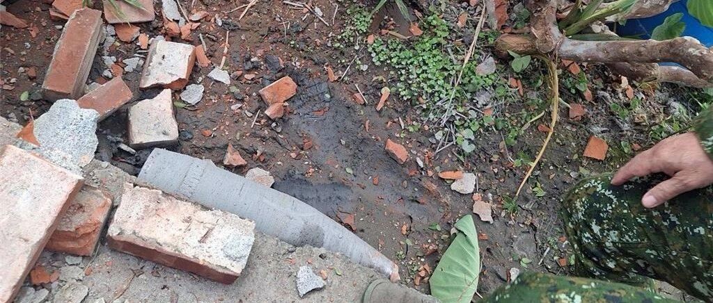 画面曝光！台陆军炮弹落入民宅